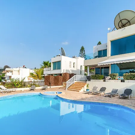 Beach Front Villa Mer Blu By Ezoria Villas Coral Bay Exterior photo