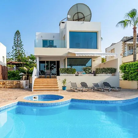 Beach Front Villa Mer Blu By Ezoria Villas Coral Bay Exterior photo